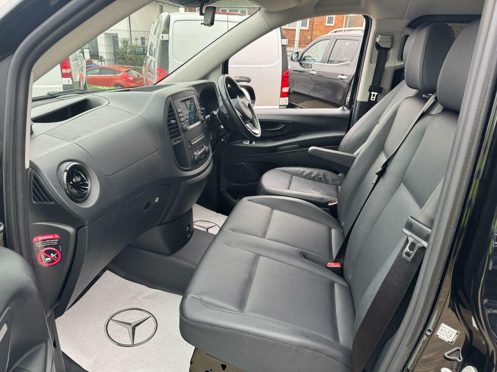 Mercedes-Benz Vito 119 Select L2 Grey #25