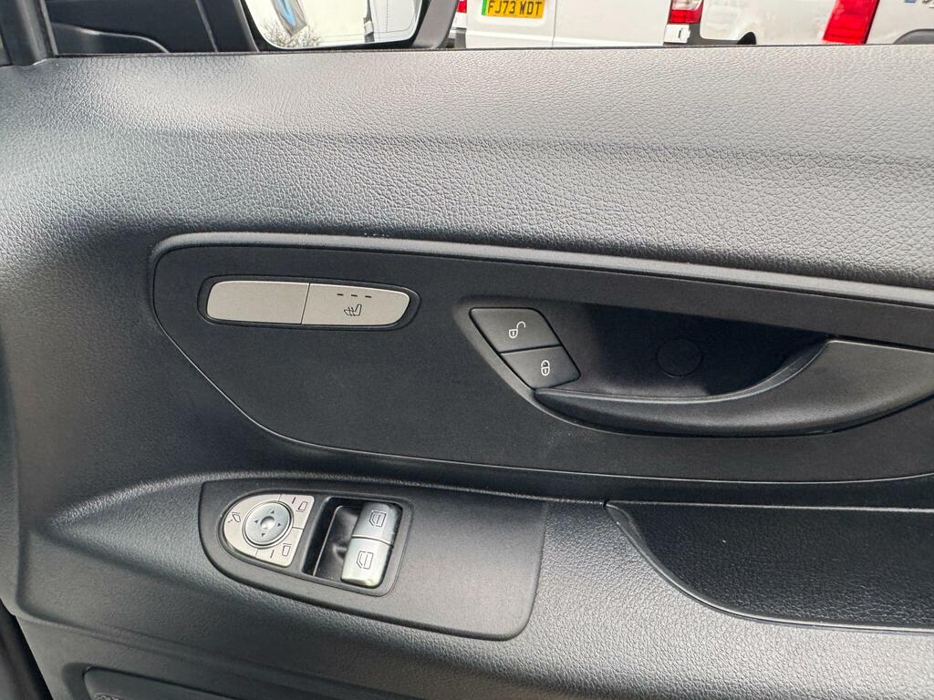 Mercedes-Benz Vito 119 Select L2 Grey #17
