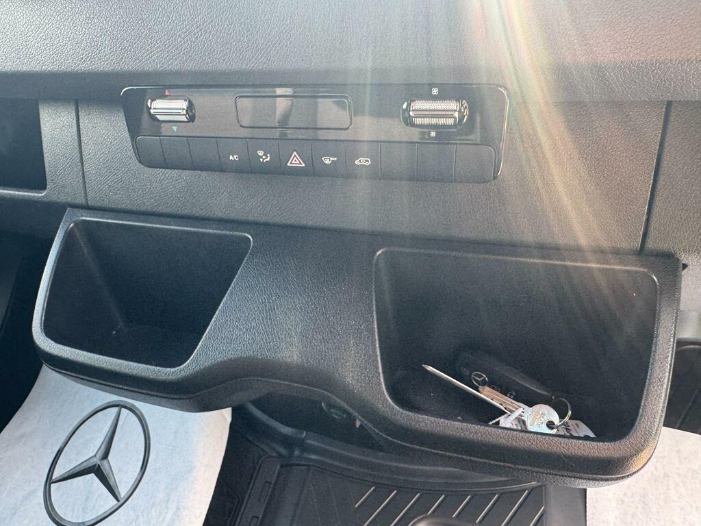Mercedes-Benz Sprinter 2.1 Td 214 Cdi Swb Black Van Ulez Euro 6  #14