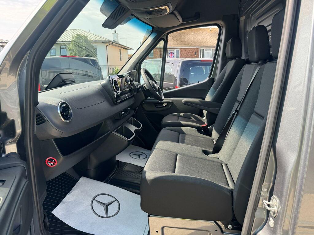 Mercedes-Benz Sprinter 2.1 Td 214 Cdi Swb Black Van Ulez Euro 6  #17