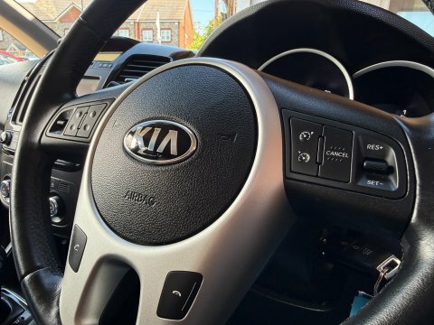 Kia Venga 1.6 Crdi 4 Euro 6 S S White #37