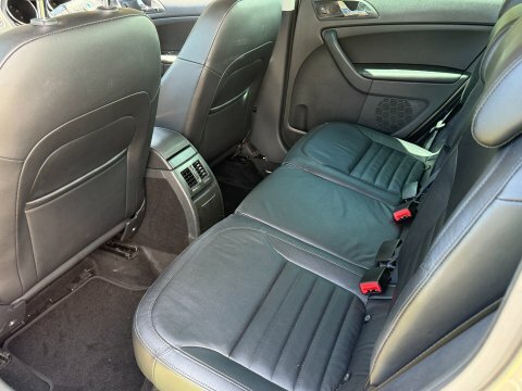 Skoda Yeti Hatchback Green #35