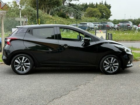 Nissan Micra Ig-t Tekna Black #2