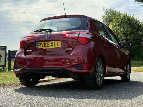 Toyota Yaris 1.5 Vvt-h Icon Tech E- Blue #36