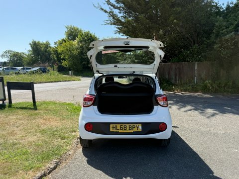 Hyundai I10 Hatchback Grey #41