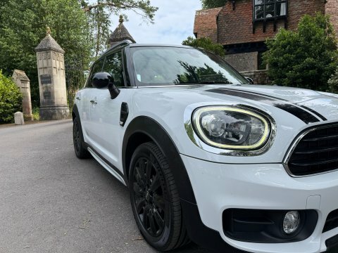 Mini Countryman Cooper 2.0D White #21