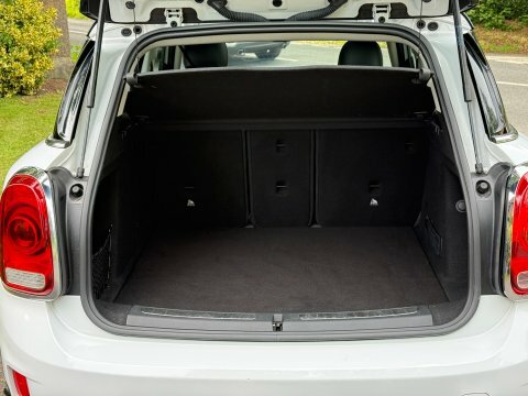 Mini Countryman Cooper 2.0D White #46