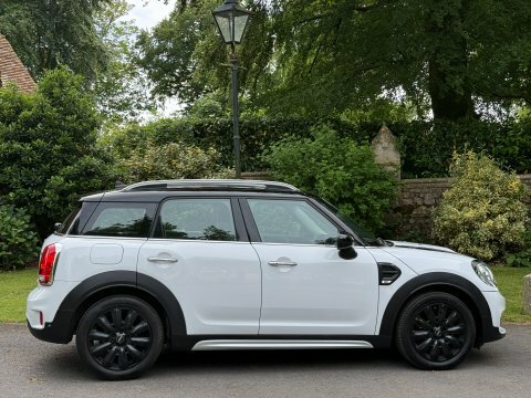 Mini Countryman Cooper 2.0D White #8