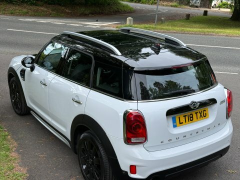 Mini Countryman Cooper 2.0D White #24