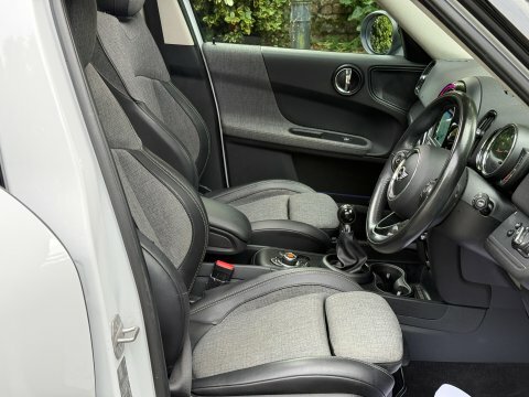 Mini Countryman Cooper 2.0D White #28