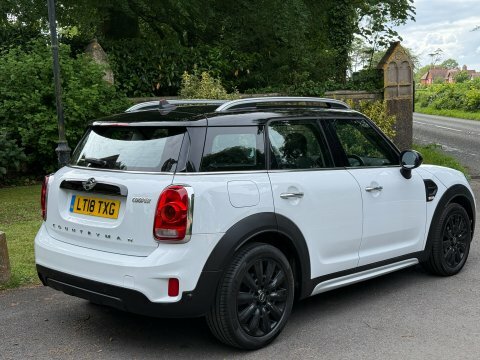 Mini Countryman Cooper 2.0D White #11