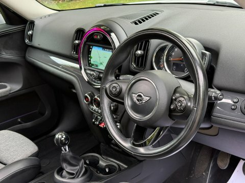 Mini Countryman Cooper 2.0D White #34