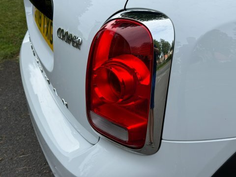 Mini Countryman Cooper 2.0D White #15