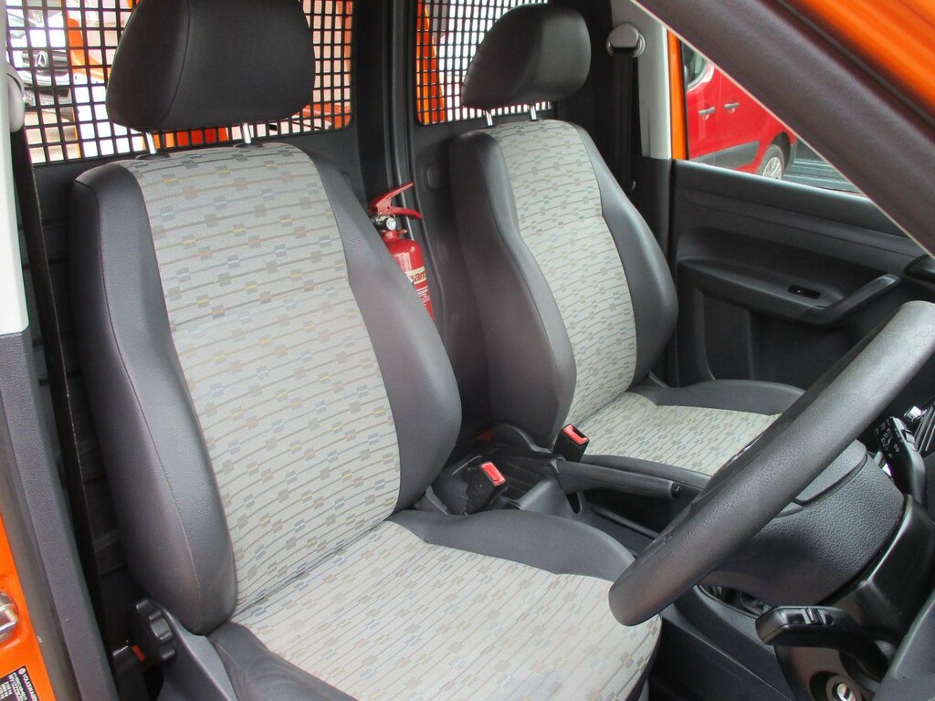 Volkswagen Caddy 1.6 Tdi Bluemotion Tech White #22