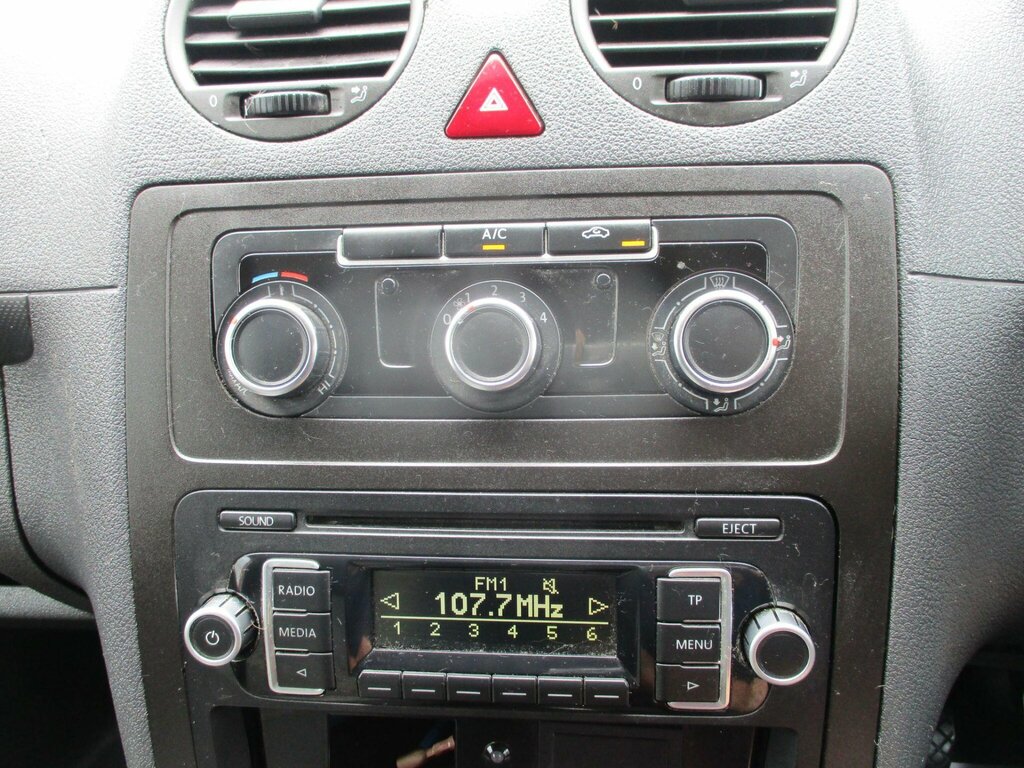 Volkswagen Caddy 1.6 Tdi Bluemotion Tech White #13