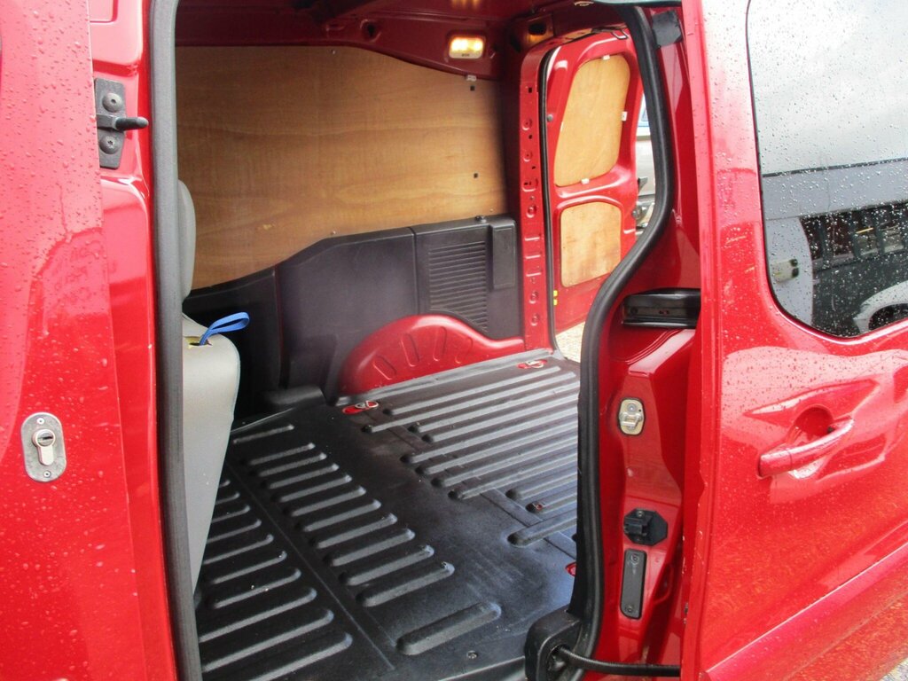 Citroen Berlingo Hdi Plus Multispace Mpv Black #21
