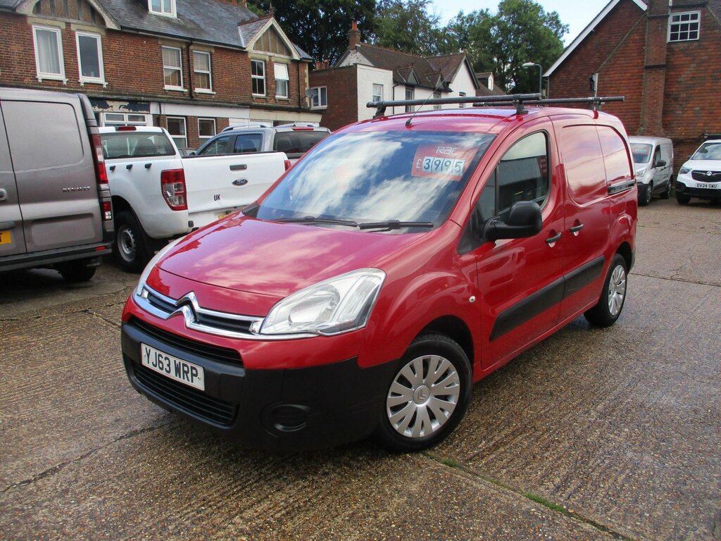 Citroen Berlingo 1.6 Hdi 625 Enterprise L1 Euro 5 Red