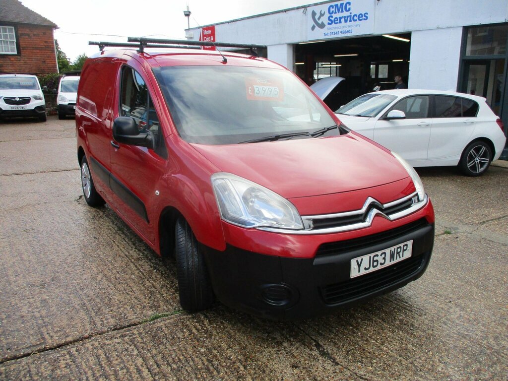 Citroen Berlingo Red #7