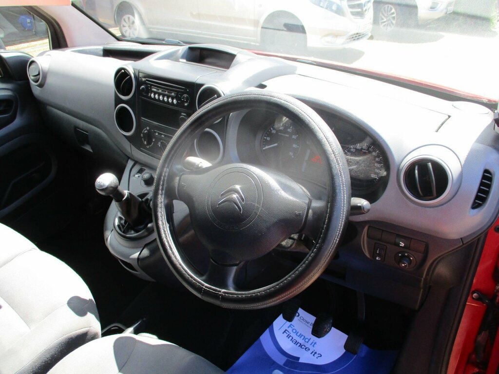 Citroen Berlingo Red #24