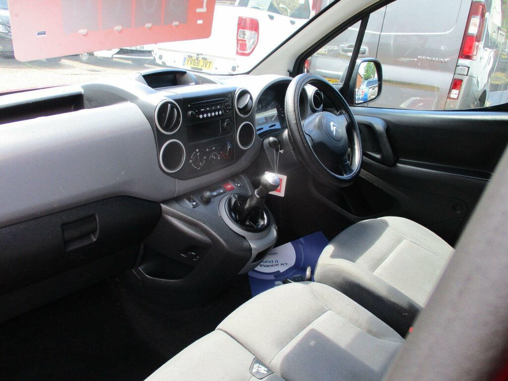 Citroen Berlingo Red #14