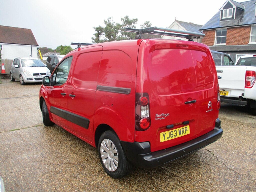 Citroen Berlingo 1.6 Hdi 625 Enterprise L1 Euro 5 Red #3