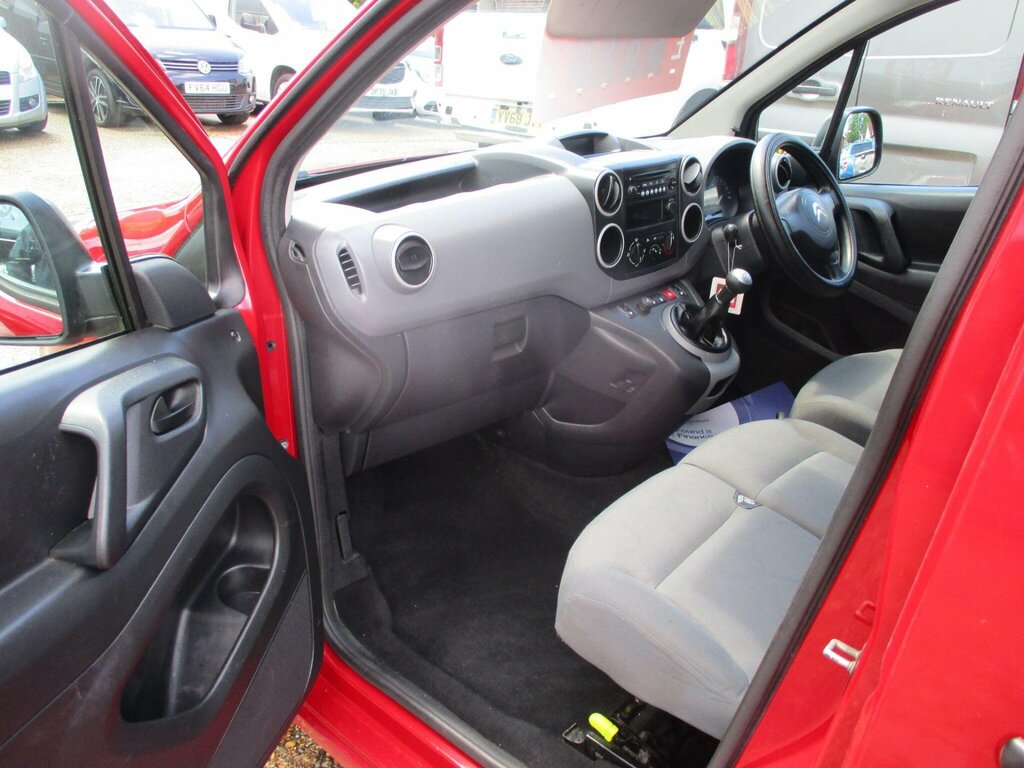 Citroen Berlingo Red #11