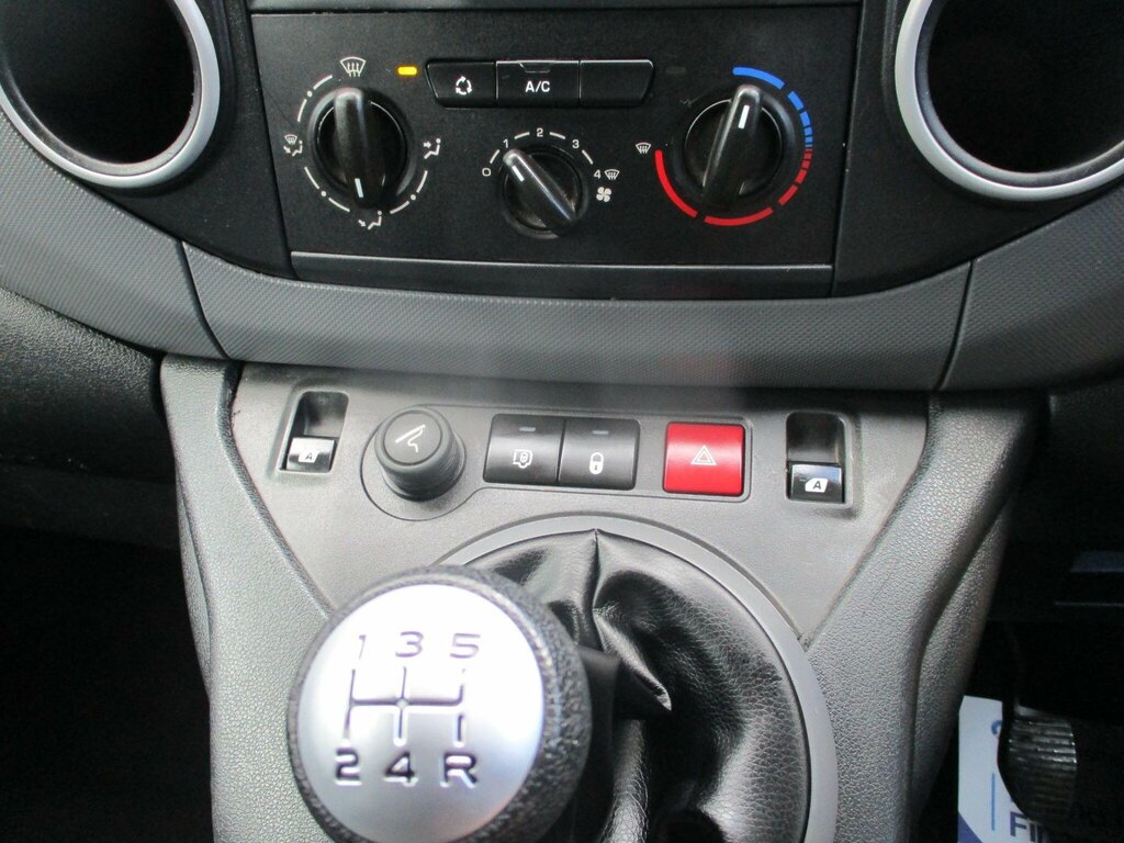 Citroen Berlingo Red #17