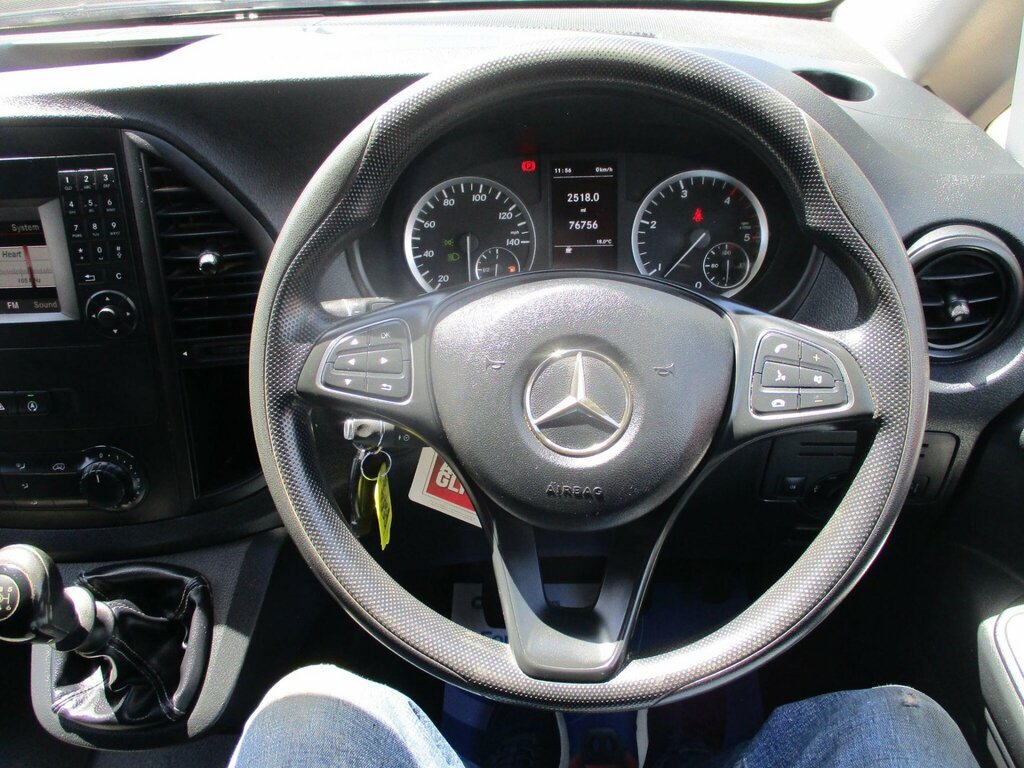 Mercedes-Benz Vito 2.1L Null White #26