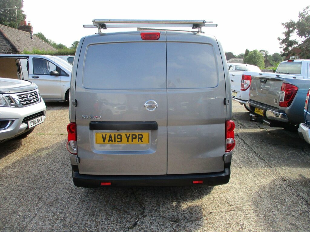 Nissan NV200 0.0 E Tekna 108 Bhp Silver #4