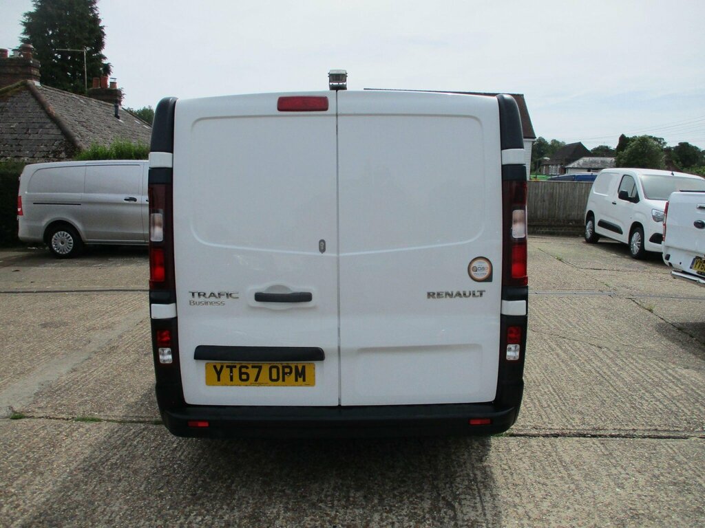 Renault Trafic 1.6 Dci Energy 29 Business Lwb Standard Roof Euro White #4