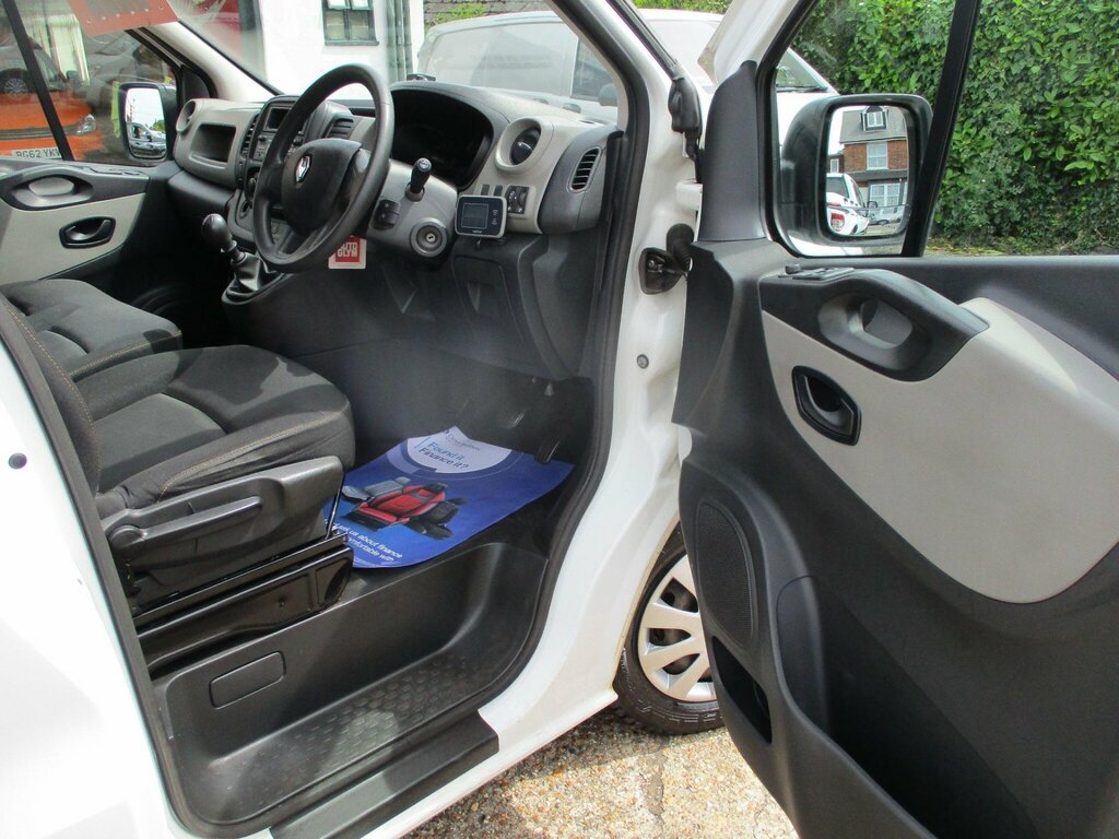 Renault Trafic Ll29 Business Energy Silver #23