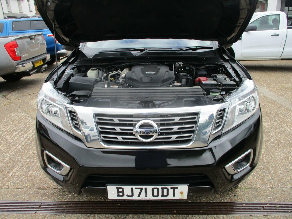 Nissan Navara Tekna  #8