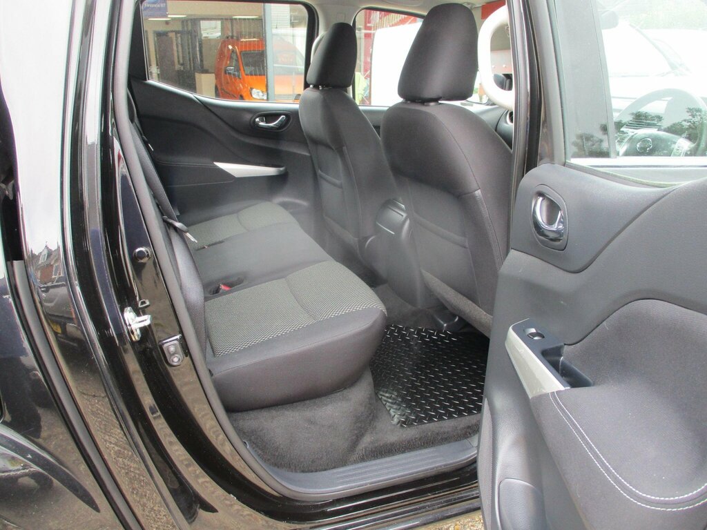 Nissan Navara Tekna  #21