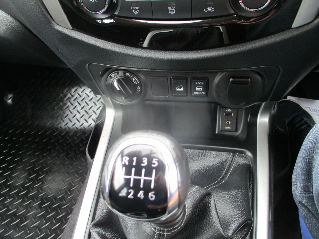 Nissan Navara Tekna  #16