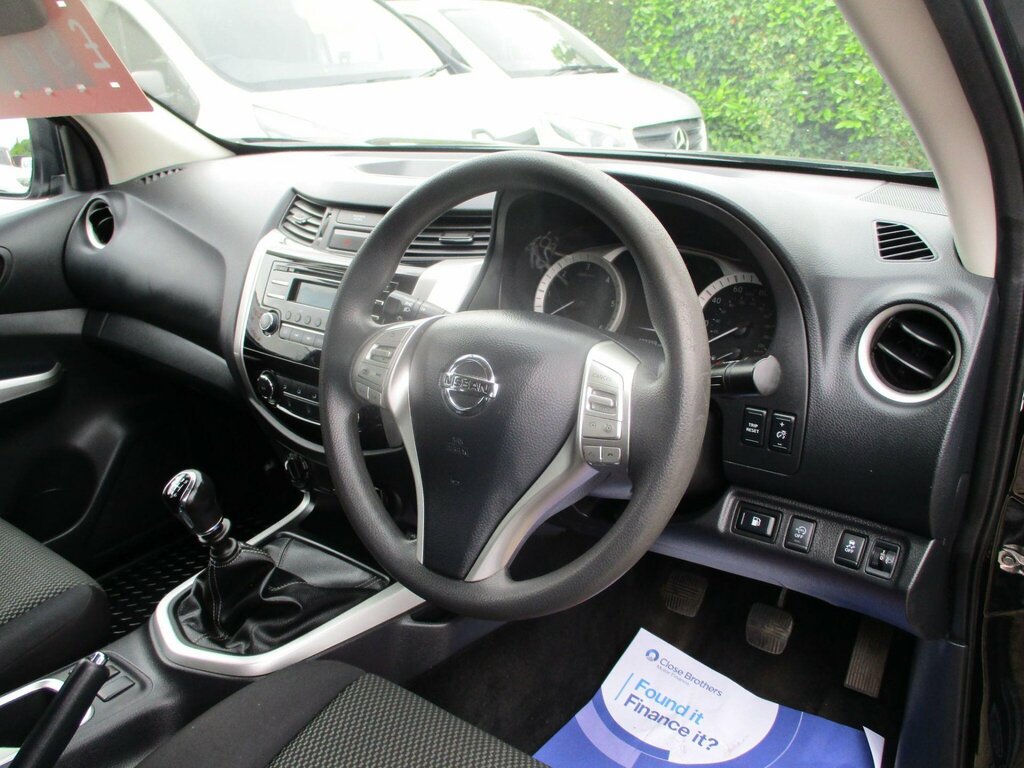 Nissan Navara Tekna  #25