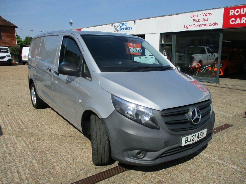 Mercedes-Benz Vito Vito 110 Progressive Cdi Silver #7