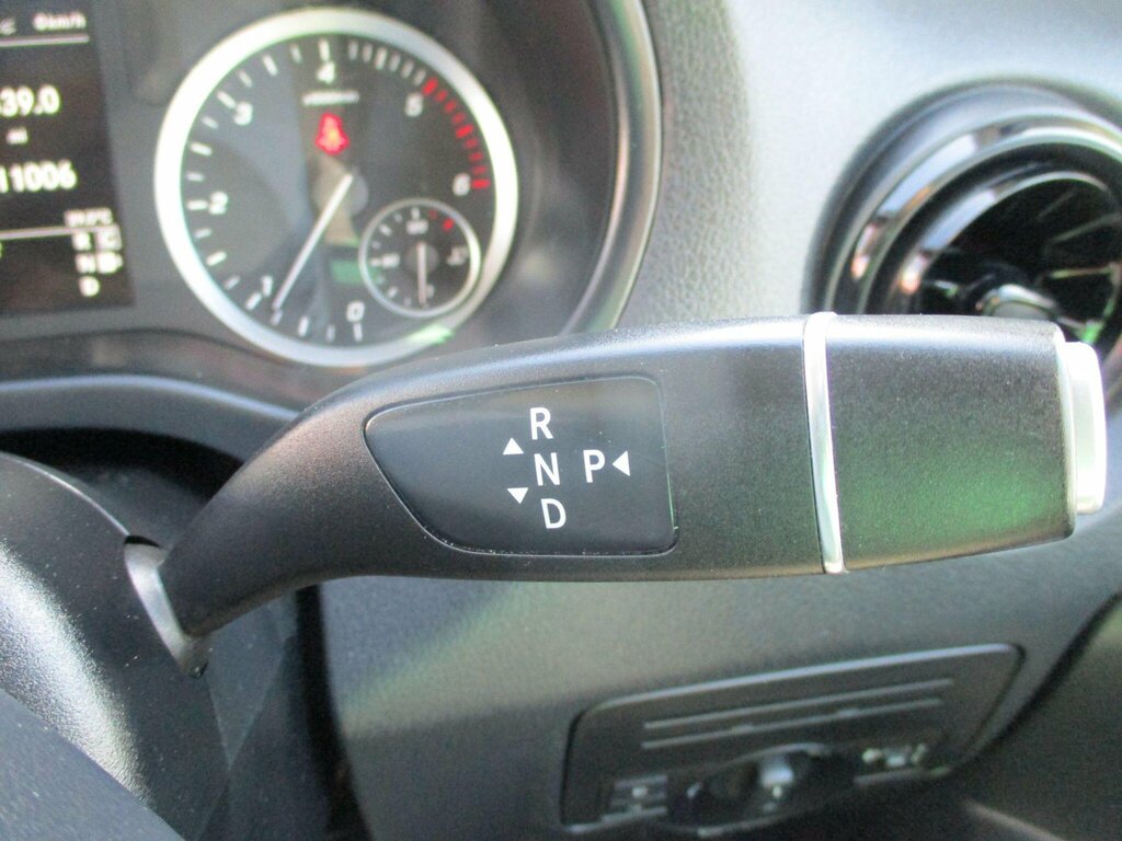 Mercedes-Benz Vito Vito 110 Progressive Cdi Silver #21