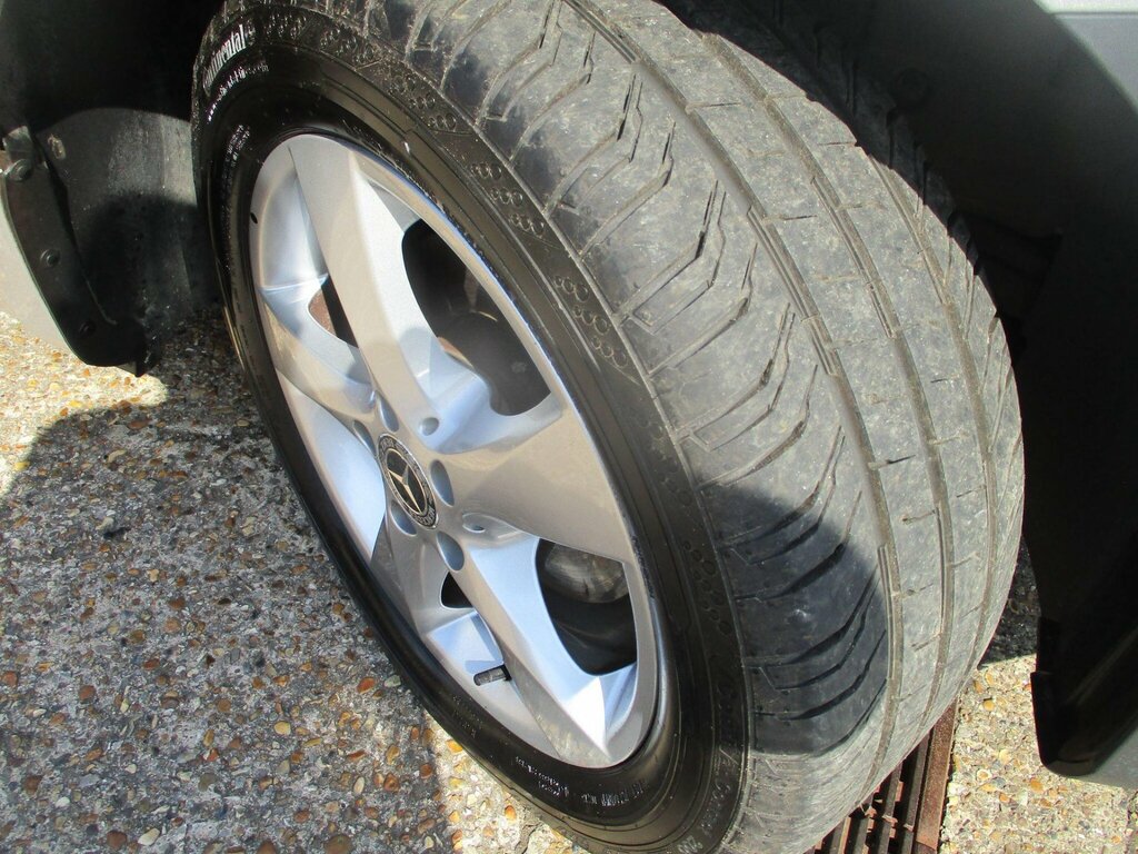 Mercedes-Benz Vito Vito 110 Progressive Cdi Silver #10