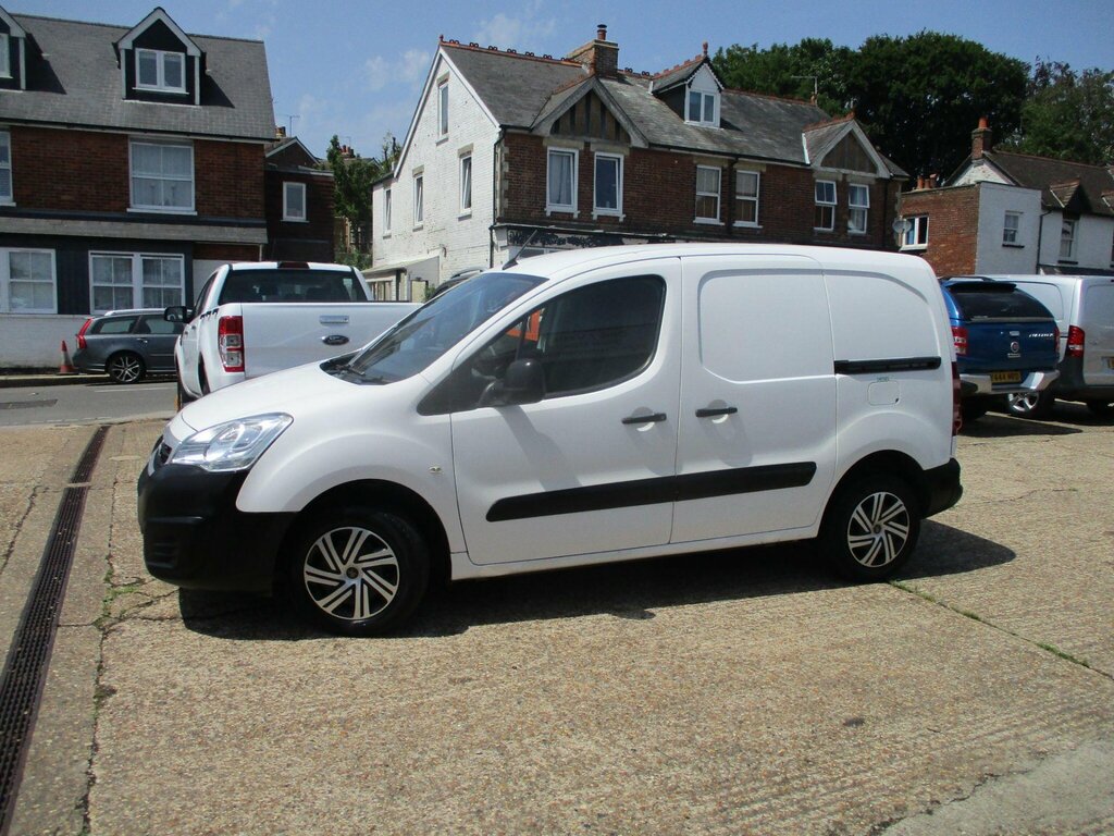 Peugeot Partner 1.6 Hdi 850 Proffesional White #2