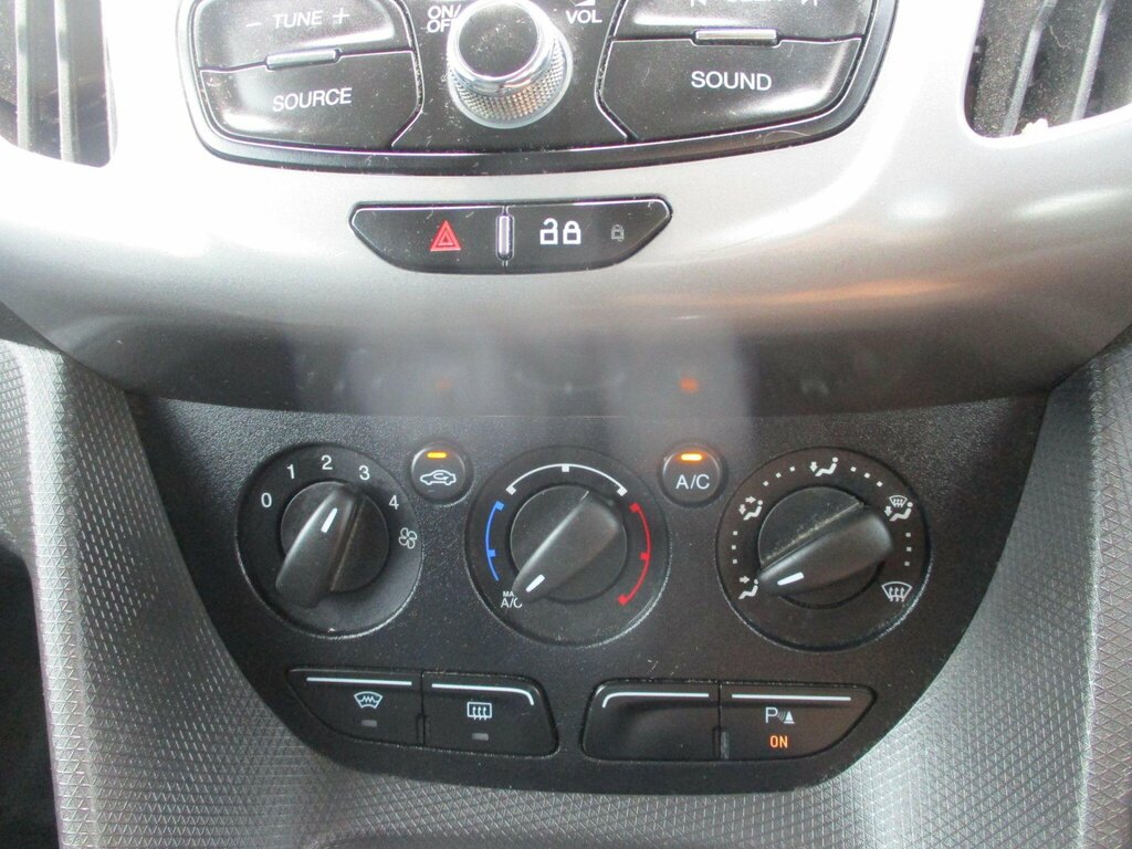 Ford Transit Connect 1.5 Tdci 120Ps Limited Short Wheelbase L1h1 Low Ro Red #21