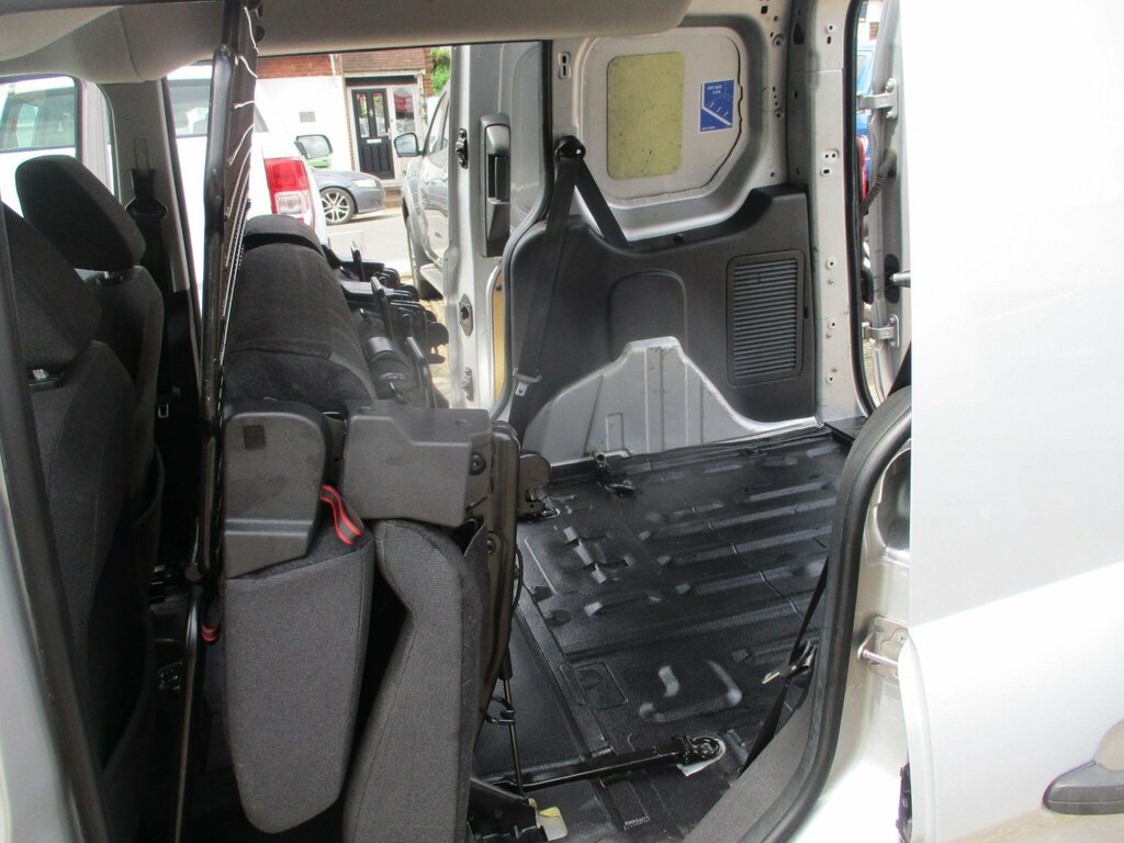 Ford Transit Connect 1.5 Tdci 120Ps Limited Short Wheelbase L1h1 Low Ro Red #27