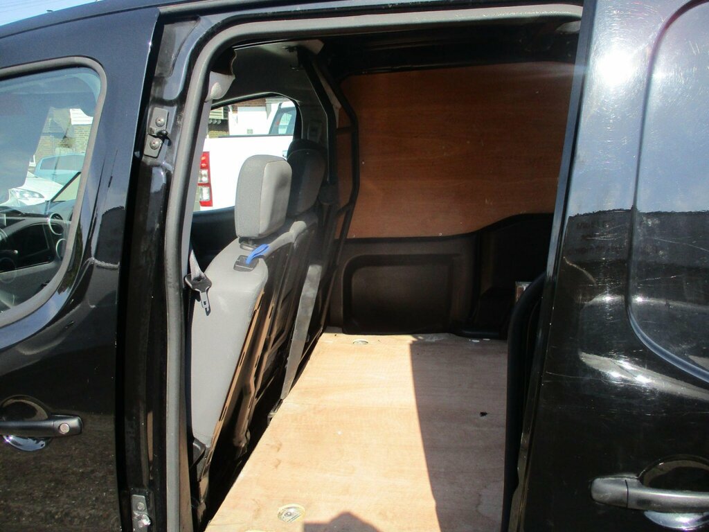 Citroen Berlingo 1.6 Bluehdi 100 Feel Blue #21