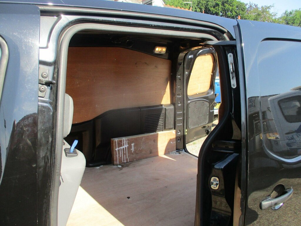 Citroen Berlingo 1.6 Bluehdi 100 Feel Blue #22