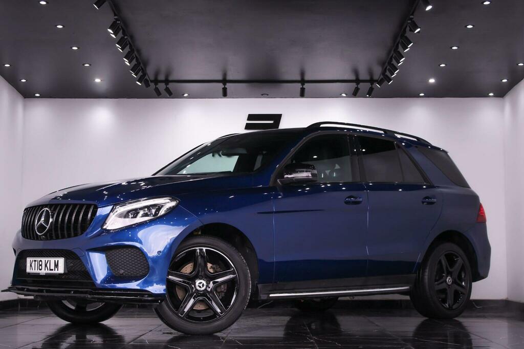Mercedes-Benz GLE Class Suv 3.0 Gle350d V6 Amg Night Edition G-tronic 4Mat Blue #3
