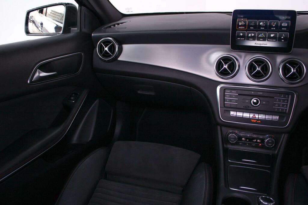 Mercedes-Benz GLA Class Amg Line Black #54