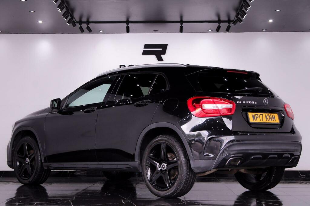 Mercedes-Benz GLA Class Amg Line Black #44