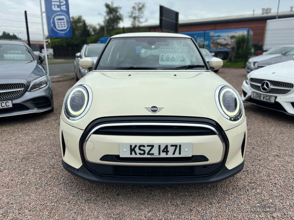 Mini Hatch 1.5 Cooper Exclusive KSZ1471 White #2