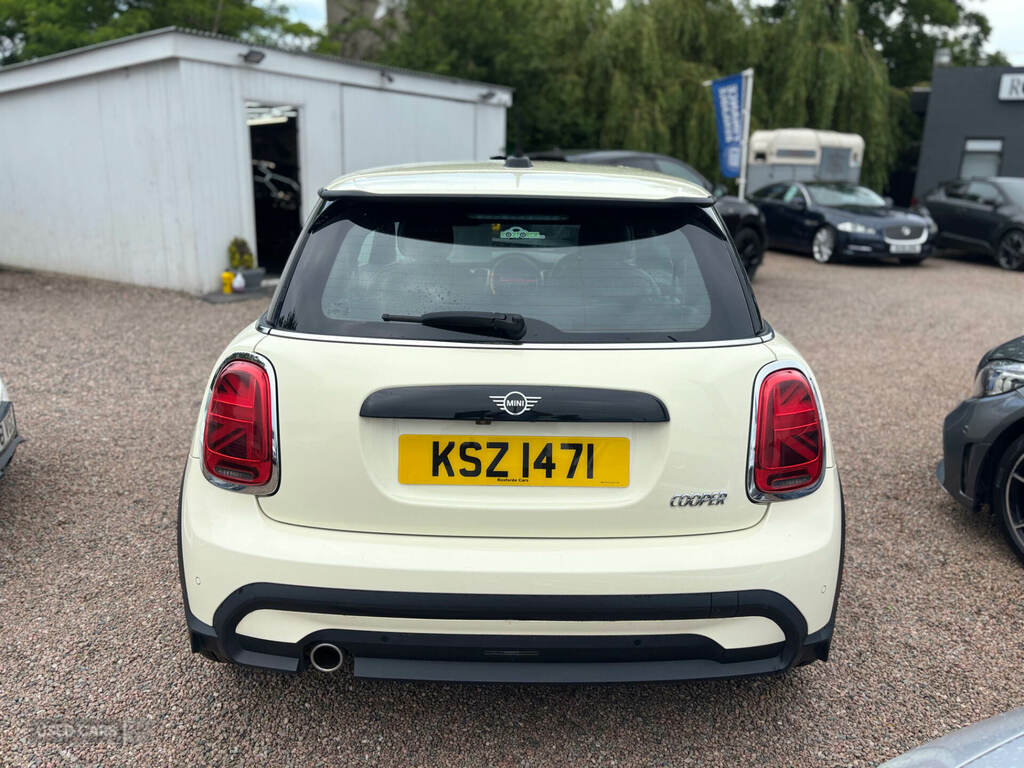Mini Hatch 1.5 Cooper Exclusive KSZ1471 White #5