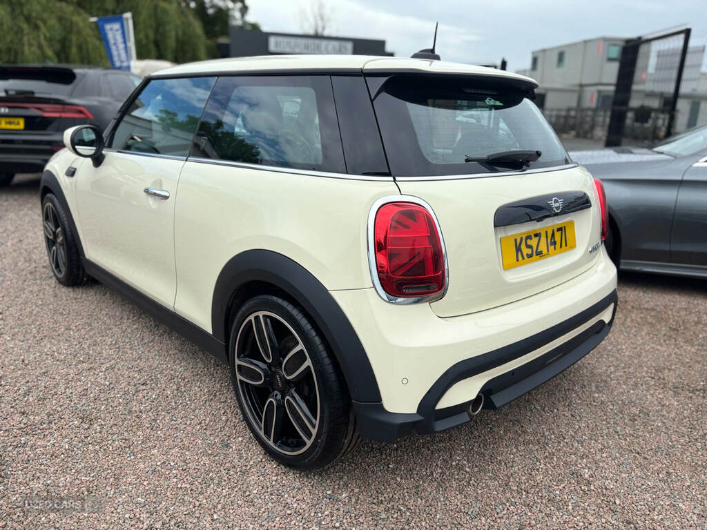 Mini Hatch 1.5 Cooper Exclusive KSZ1471 White #6