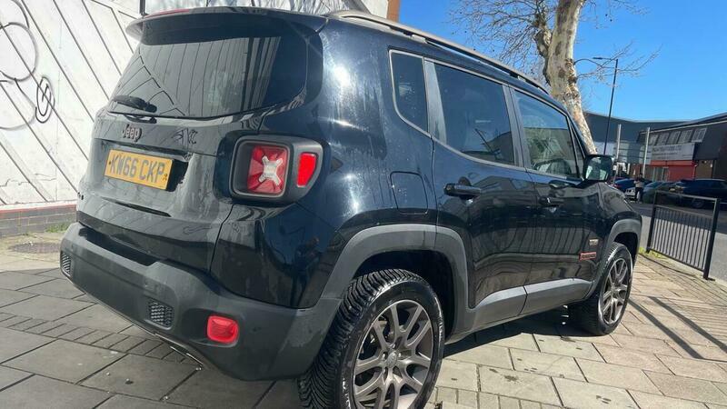 Jeep Renegade 2.0 Multijetii 75Th Anniversary KW66CKP Black #5